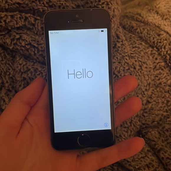 iPhone 5S - Picture 4 of 5